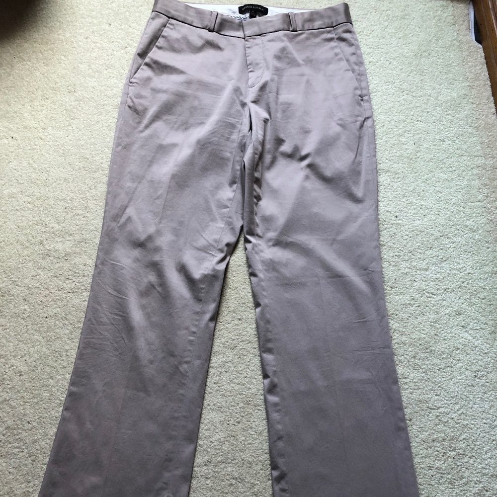 Banana Republic Logan tan khakis Wide Leg Trouser Pants